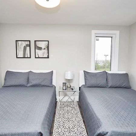 Clifton Hill Hideaway 4B - Two Bedroom Condo Niagara Falls Extérieur photo