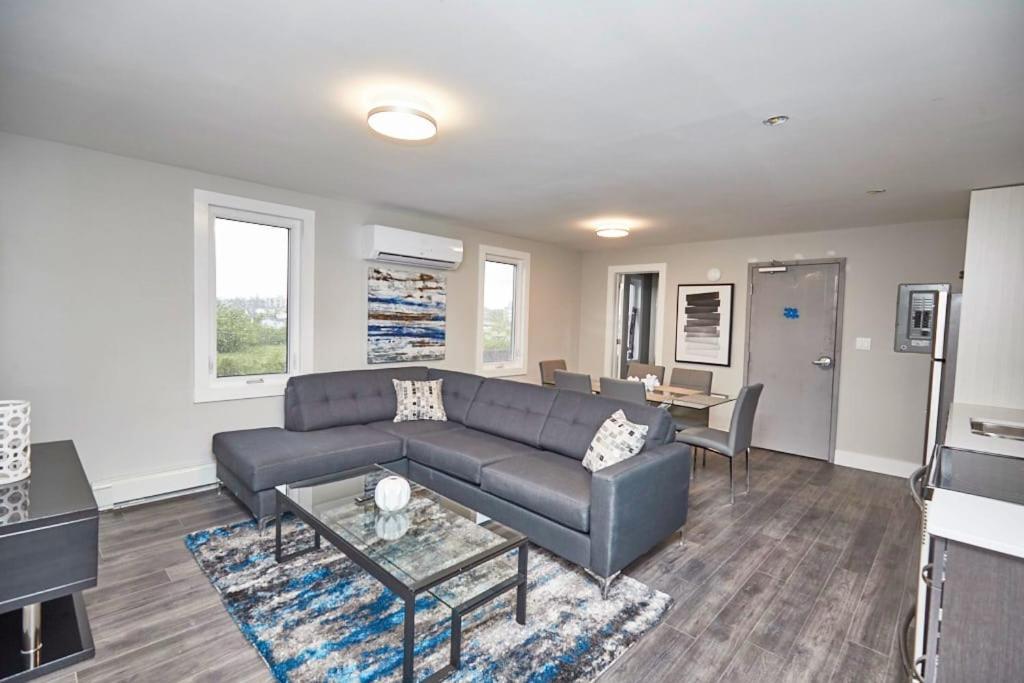 Clifton Hill Hideaway 4B - Two Bedroom Condo Niagara Falls Extérieur photo